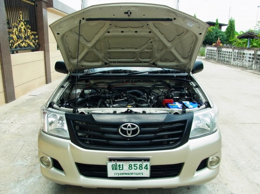 TOYOTA HILUX VIGO CHAMP 2.7J SINGLE CAB (CNG) ปี 2013 เกียร์MANUAL
