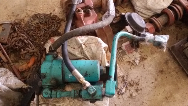 อุปกรณ์ระบบแย็กsk200พร้อมสายแป๊บ..ราคา25,000บาท