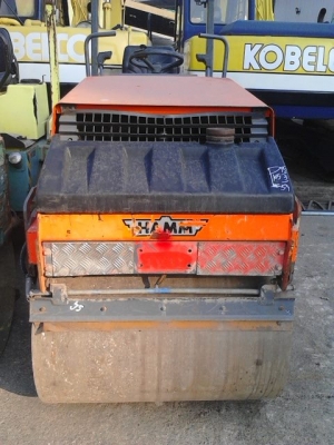 รถบด HAMM รุ่น HD 10