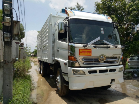 ขาย Hino Mega 320 ปี 50 กระบะล่องสามมิตรไม่ดั้มพ์ เครื่องดี เกียร์ดี คัชซีสวย ยางเต็ม สภาพสวยพร้อมใช้งาน เอกสารพร้อมโอน สนใจติดต่อ 082-1698998,083-9628875