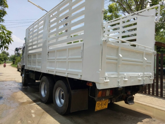 ขาย Hino Mega 320 ปี 50 กระบะล่องสามมิตรไม่ดั้มพ์ เครื่องดี เกียร์ดี คัชซีสวย ยางเต็ม สภาพสวยพร้อมใช้งาน เอกสารพร้อมโอน สนใจติดต่อ 082-1698998,083-9628875