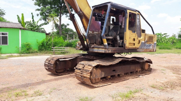 ขายKobelco sk200m2สภาพพร้อมใช้ ติดต่อคุณอ๊อฟพิจิตร086-737-9991 ขายKobelco sk200m2สภาพพร้อมใช้ ติดต่อคุณอ๊อฟพิจิตร086-737-9991