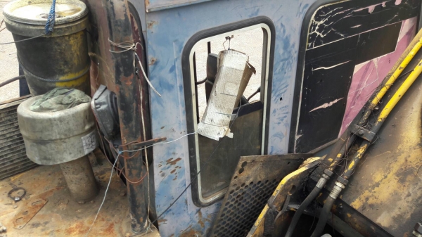 ขายKobelco sk200m2สภาพพร้อมใช้ ติดต่อคุณอ๊อฟพิจิตร086-737-9991 ขายKobelco sk200m2สภาพพร้อมใช้ ติดต่อคุณอ๊อฟพิจิตร086-737-9991