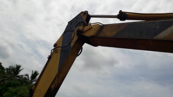 ขายKobelco sk200m2สภาพพร้อมใช้ ติดต่อคุณอ๊อฟพิจิตร086-737-9991 ขายKobelco sk200m2สภาพพร้อมใช้ ติดต่อคุณอ๊อฟพิจิตร086-737-9991