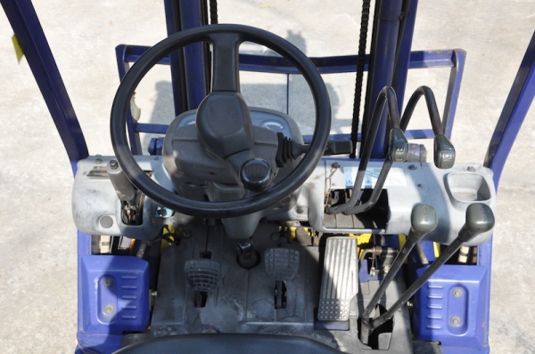 ขายFORKLIFT KOMATSU FG15-17(1.5ตัน) สวยเดิมจากญี่ปุ่น ยังไม่เคยใช้ในไทย 135,000เท่านั้น!!