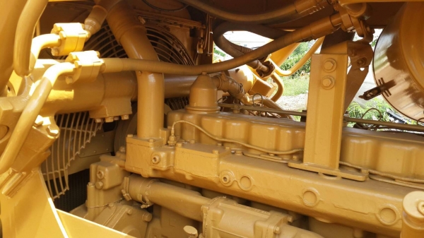 ขายแทรคเตอร์ CAT D5B 47X-395 เครื่องยนต์44V