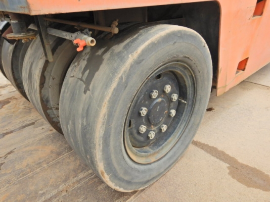 รถบดล้อยาง 7 ล้อ DYNAPAC RT200W # 8A2-45109 มือสองญี่ปุ่น