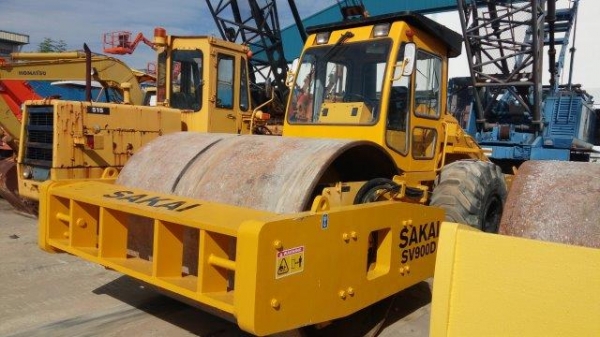 รถบดล้อยาง 7 ล้อ DYNAPAC RT200W # 8A2-45109 มือสองญี่ปุ่น