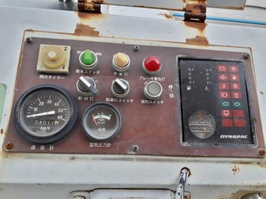 รถบดล้อยาง 7 ล้อ DYNAPAC RT200W # 8A2-45109 มือสองญี่ปุ่น