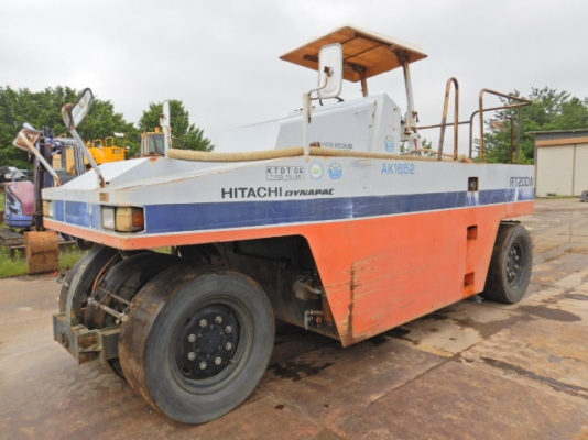 รถบดล้อยาง 7 ล้อ DYNAPAC RT200W # 8A2-45109 มือสองญี่ปุ่น