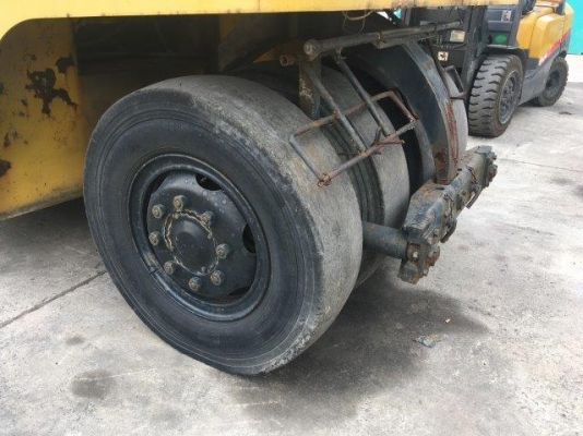 รถบดล้อยาง 7 ล้อ DYNAPAC RT200W # 8A2-45109 มือสองญี่ปุ่น