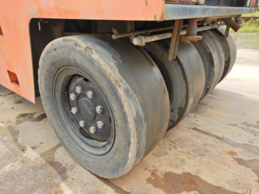 รถบดล้อยาง 7 ล้อ DYNAPAC RT200W # 8A2-45109 มือสองญี่ปุ่น