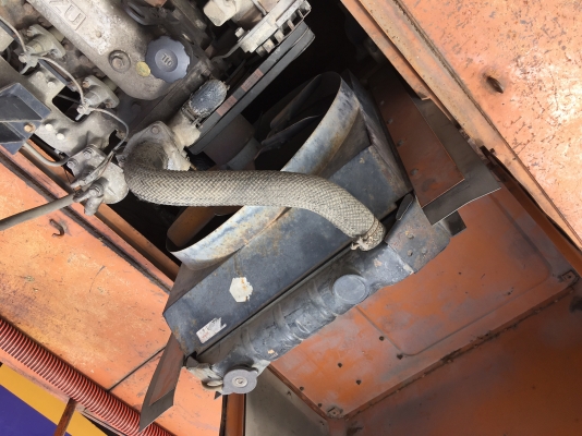 รถขุดล้อยาง KOMATSU PW140-7 มือสองยุโรป รถขุดล้อยาง KOMATSU PW140-7 มือสองยุโรป