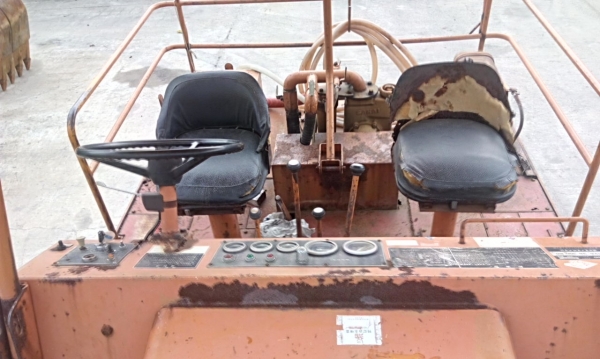 รถขุดล้อยาง KOMATSU PW140-7 มือสองยุโรป รถขุดล้อยาง KOMATSU PW140-7 มือสองยุโรป