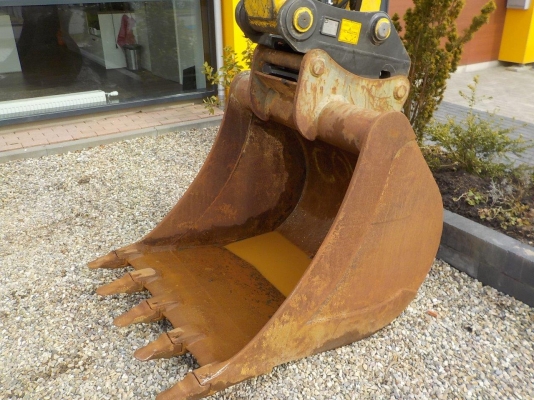 รถขุดล้อยาง KOMATSU PW140-7 มือสองยุโรป รถขุดล้อยาง KOMATSU PW140-7 มือสองยุโรป