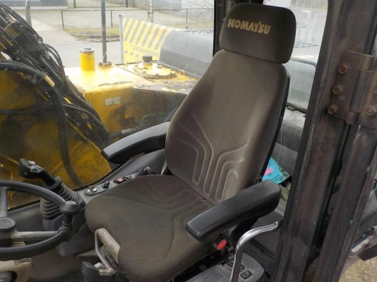 รถขุดล้อยาง KOMATSU PW140-7 มือสองยุโรป รถขุดล้อยาง KOMATSU PW140-7 มือสองยุโรป