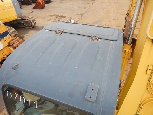 รถขุด 13 ตัน KOBELCO SK135SR-1ES YY04 มือสองญี่ปุ่น