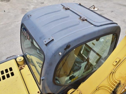 รถขุด 13 ตัน KOBELCO SK135SR-1ES YY04 มือสองญี่ปุ่น