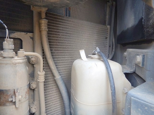 รถขุด 13 ตัน KOBELCO SK135SR-1ES YY04 มือสองญี่ปุ่น