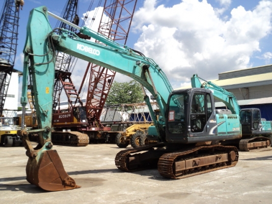 รถขุด 13 ตัน KOBELCO SK135SR-1ES YY04 มือสองญี่ปุ่น