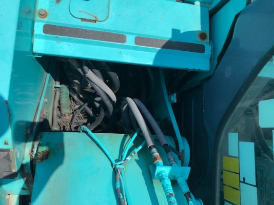 รถขุด 13 ตัน KOBELCO SK135SR-1ES YY04 มือสองญี่ปุ่น