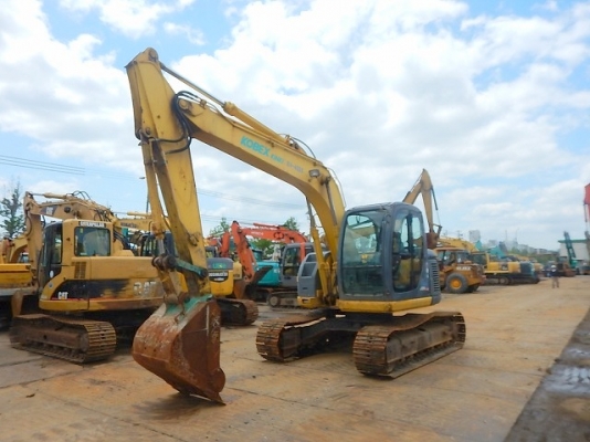 รถขุด 13 ตัน KOBELCO SK135SR-1ES YY04 มือสองญี่ปุ่น