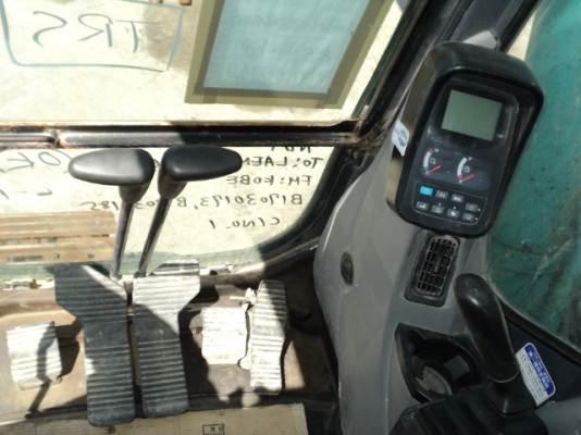 รถขุด 13 ตัน KOBELCO SK135SR-1ES YY04 มือสองญี่ปุ่น