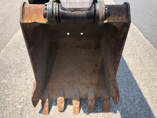 รถขุด 13 ตัน KOBELCO SK135SR-1ES YY04 มือสองญี่ปุ่น