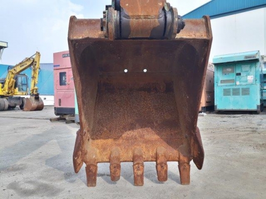 รถขุด 13 ตัน KOBELCO SK135SR-1ES YY04 มือสองญี่ปุ่น