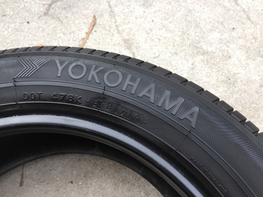 ยาง Yokohama 205-55-16 ปี 1ุุ6 1เส้น ปี 15 1เส้น ครบชุด 4 เส้น 3500  สภาพสวยๆไม่มีปะไม่บวมไม่กินข้าง ดอกยางเหลือเยอะเอาไปวิ่งกันใด้อีกยาวค่ะ