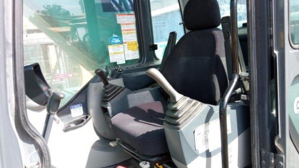 รถขุด 10 ตัน KOBELCO SK100-3 M5SUPER มีใบมีด มือสองญี่ปุ่น