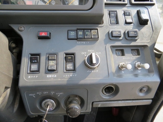 รถขุด 10 ตัน KOBELCO SK100-3 M5SUPER มีใบมีด มือสองญี่ปุ่น