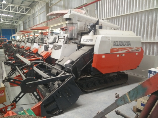 ขายรถเกี่ยวนวดข้าว Kubota DC-95GM ปรับสภาพให้พร้อมใช้งาน จัดไปลุยงานกันได้เลยครับ