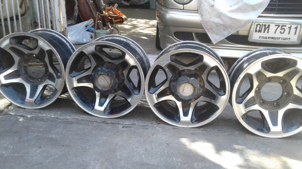 ล้อแม้คส์ ล้อแม้คส์