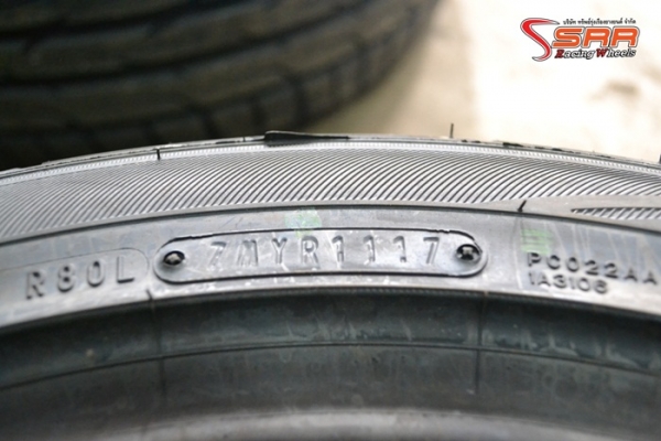DUNLOP DZ102 235/45R17 ปี17 เส้นละ 3,500 บาท DUNLOP DZ102 235/45R17 ปี17 เส้นละ 3,500 บาท