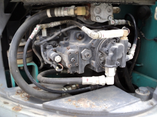 รถขุด KOBELCO SK120-3 M5 SUPER มีลายต่อหัวเจาะ มือสองญี่ปุ่น