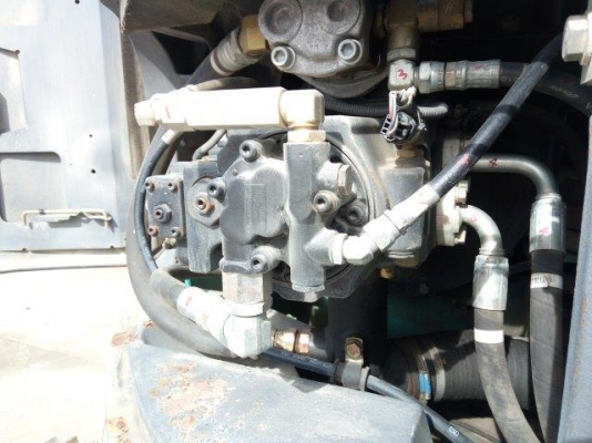 รถขุด KOBELCO SK120-3 M5 SUPER มีลายต่อหัวเจาะ มือสองญี่ปุ่น