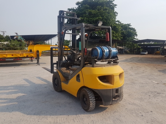 ขายรถยก2.5เสา4เมตรออโต้รุ่น17