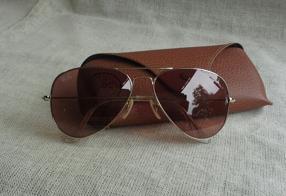 แว่นตา &#039;เดอะ บิ๊กเนม&#039; ตัวจริง!  อิตาลีตัวแท้!  ใหม่กริ๊บ!  Authentic RAY-BAN handmade in Italy  ตัวแท้!  จริงใจ - ไม่จิงโจ้!
