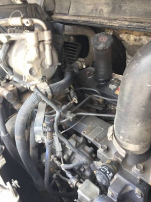 ขาย Komatsu 78uu-6 สภาพดี มีแอร์ในตัว ขาย Komatsu 78uu-6 สภาพดี มีแอร์ในตัว