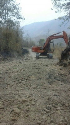 ขายรถแบคโฮว์ hitachi ex120-3 สภาพพร้อมใช้ ขาย 470,000 บาทติดต่อ ช่างจง โทร.087-9500282