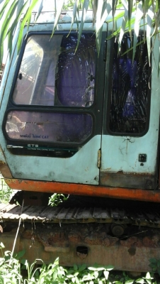 ขายรถแบคโฮว์ hitachi ex120-3 สภาพพร้อมใช้ ขาย 470,000 บาทติดต่อ ช่างจง โทร.087-9500282