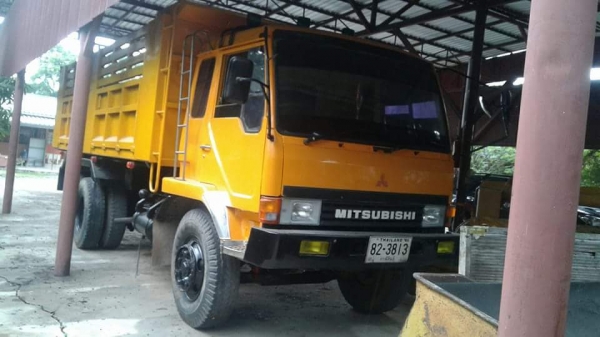 ขายรถดั้ม2เพลา TDเบรกใหญ่ เกียร์10สปีด ราคา800,000 สนใจโทร 090-8588220คุณนะ 093-3258446คุณบิว เว็บไซ ขายรถดั้ม2เพลา TDเบรกใหญ่ เกียร์10สปีด ราคา800,000 สนใจโทร 090-8588220คุณนะ 093-3258446คุณบิว เว็บไซ
