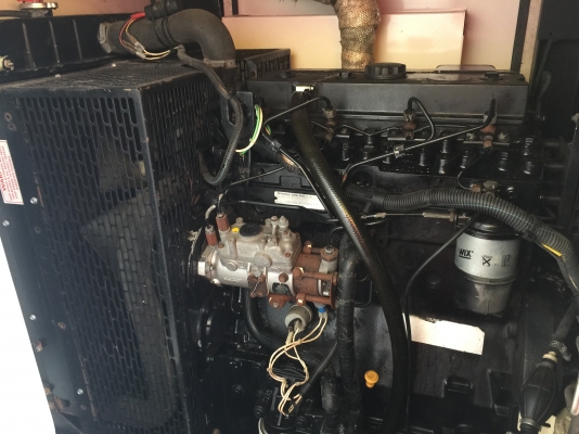 ขายเครื่องปั่นไฟขนาด 75 kvaพร้อมตู้เก็บเสียงพร้อมใช้