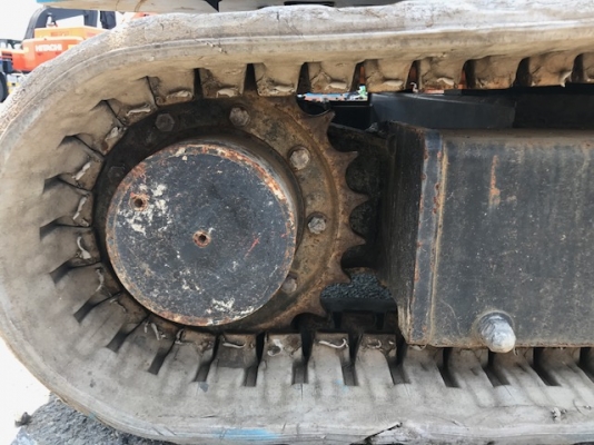 Maeda HF090 : รถกระเช้า Boom lift สูง 9 เมตร นำเข้าจากญี่ปุ่น โทร. 080-6565422 (หนิง)