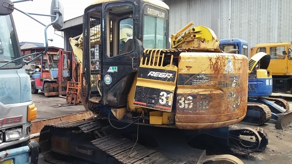 CAT 313 B  ขาย อะไหล่ รถเก่านอก
