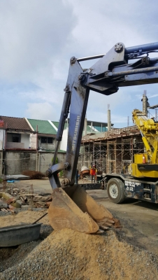 รถขุด MITSUBISHI รุ่น MM55SR ปี 1990 สภาพพร้อมใช้งาน