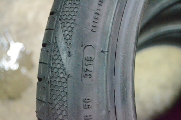 ACCELERA PHI-R 235/45R18 ปี15 เส้นละ 1,900 บาท ACCELERA PHI-R 235/45R18 ปี15 เส้นละ 1,900 บาท