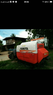 ขายรถเกี่ยวข้าว DC 70 .ใช้งาน 1200 ชม รถปี 57 ขายรถเกี่ยวข้าว DC 70 .ใช้งาน 1200 ชม รถปี 57