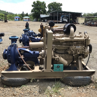 ปั๊มน้ำชนเครื่องยนต์พร้อมใช้งาน